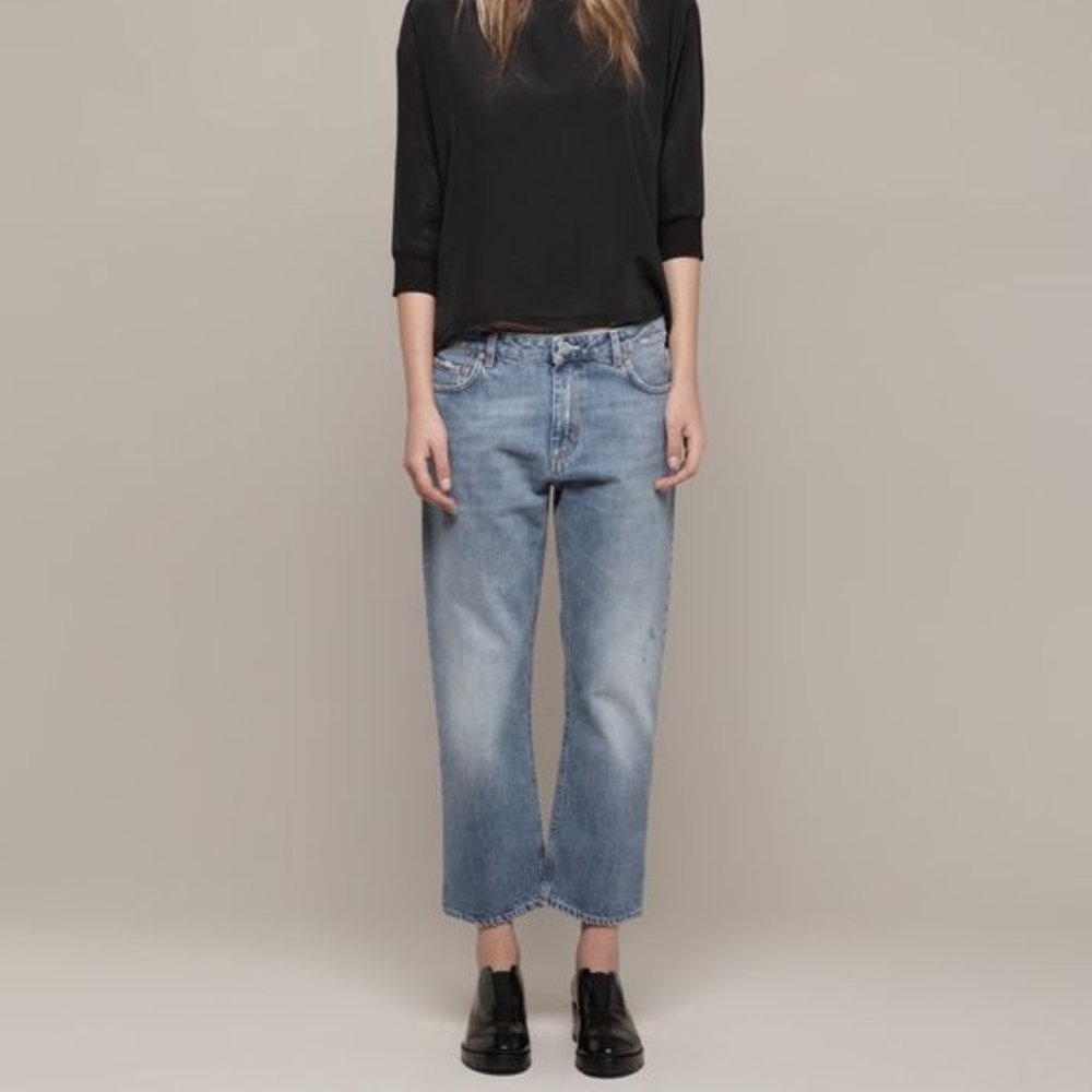 Acne Studios Pop Betty Cropped Boyfriend Jean